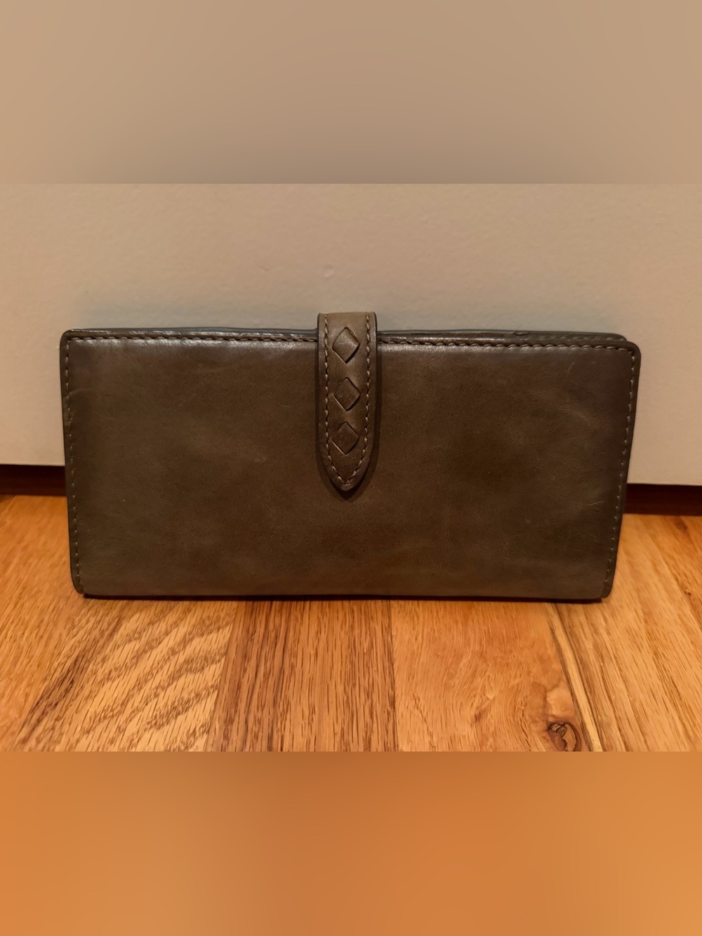 FRYE NWT Leather Reed Slim Wallet Khaki Brown Snap Closure NEW